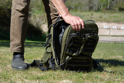 SA_AIR_BACKPACK_outdoor_2.jpg